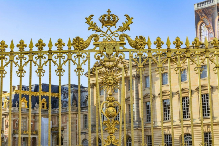 From Le Havre : Private Roundtrip Transfer to Versailles On Your Own (No Guide)