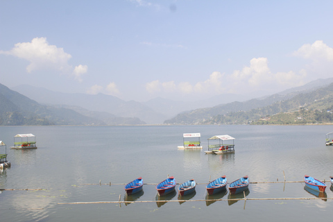 Pokhara: Tour en autobús compartido de día completo por 7 destinos emblemáticos