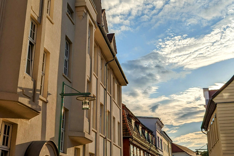 Güstrow: Nachtwächtertour bei Laternenlicht Güstrow: Nachtwächtertour in Laternenlicht