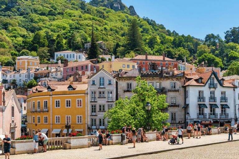 Lisbona: Tour di un giorno di Sintra, Palazzo Pena, Cabo da Roca e Cascais