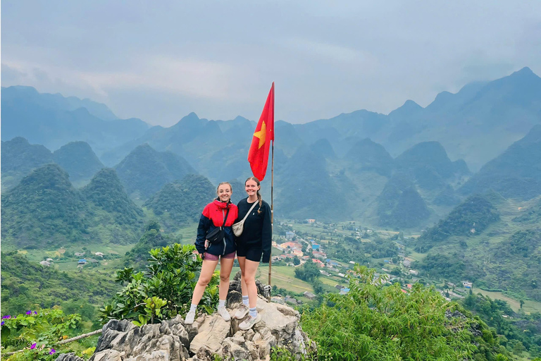 From Hanoi: Ha Giang Loop 3D2N + 2-Way Bus & Free Hostel Ha Giang Loop Tour 3D2N Ride with your Friend