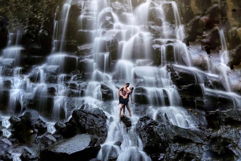 Monte Batur: avventura in jeep all'alba con opzioni di tour a UbudGiro in jeep all'alba + foresta delle scimmie (con trasferimento dall'hotel)