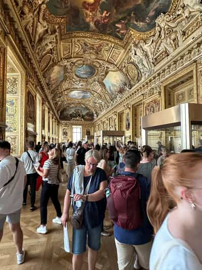 Paris: Louvre Museum Tour with Entry Ticket (Eng) | GetYourGuide