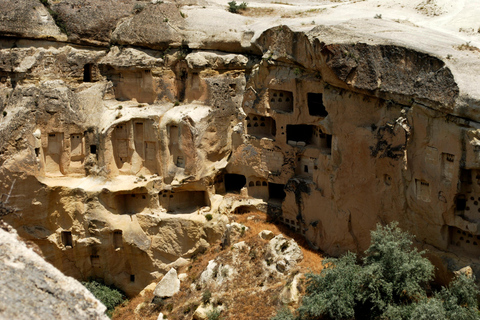Rode tour door Cappadocië met lunch en museumtickets (kleine groep)Cappadocië rode tour met lunch en museumtickets kleine groep