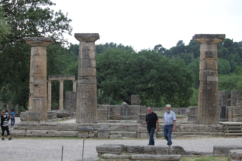 Site et musée de l'ancienne Olympie, visite privée d'Athènes et déjeuner