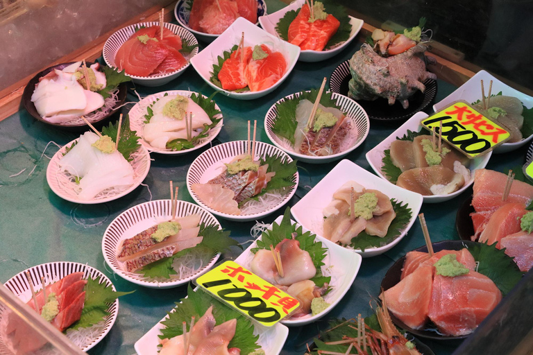 Tokyo : Tsukiji Fish Market Food Walking & Shrine Visit Tour