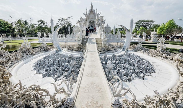 From Chiang Rai : 3 Temples &Golden Triangle&Tea Plantation