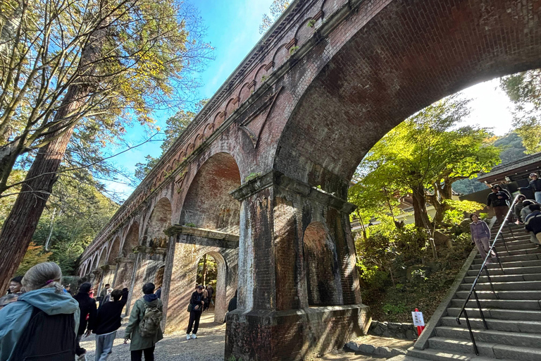 Kyoto: Higashiyama Premium E-Bike Tour with guide