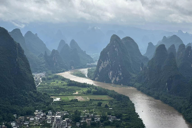 Guilin : visite privée d&#039;une journée à Yangshuo, vue sur les montagnes à vol d&#039;oiseau