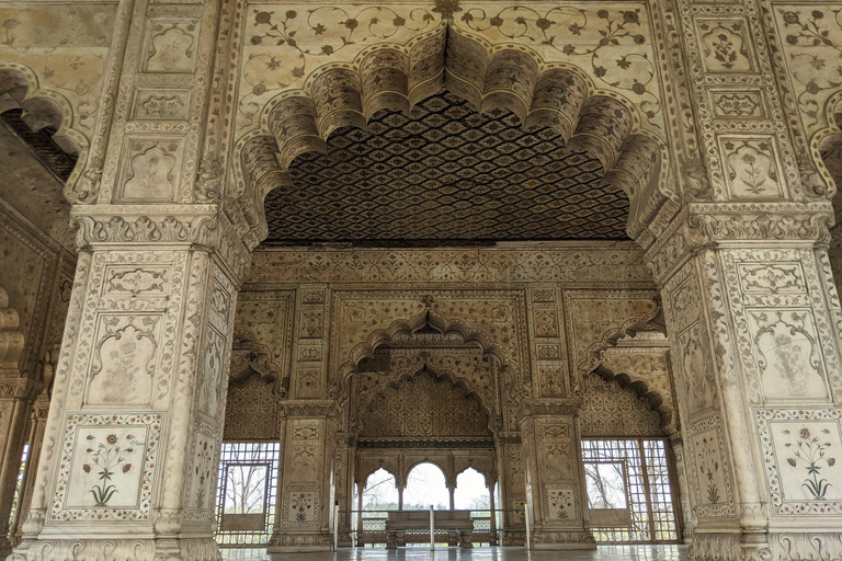Delhi: visita guiada al Fuerte Rojo y al museo con ticket de entradaDelhi: tour guiado por el Fuerte Rojo y el museo con ticket de entrada