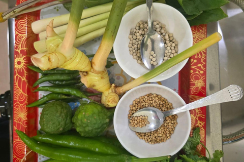 Phuket: Thai Cooking Class with Organic Garden Tour