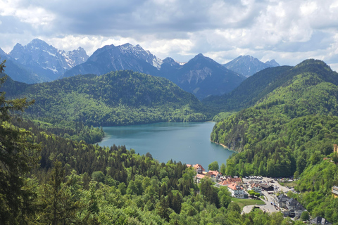 From Stuttgart: Neuschwanstein Castle Day Trip Neuschwanstein Tour in English