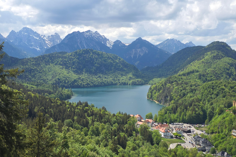 From Stuttgart: Neuschwanstein Castle Day Trip Neuschwanstein Tour in English