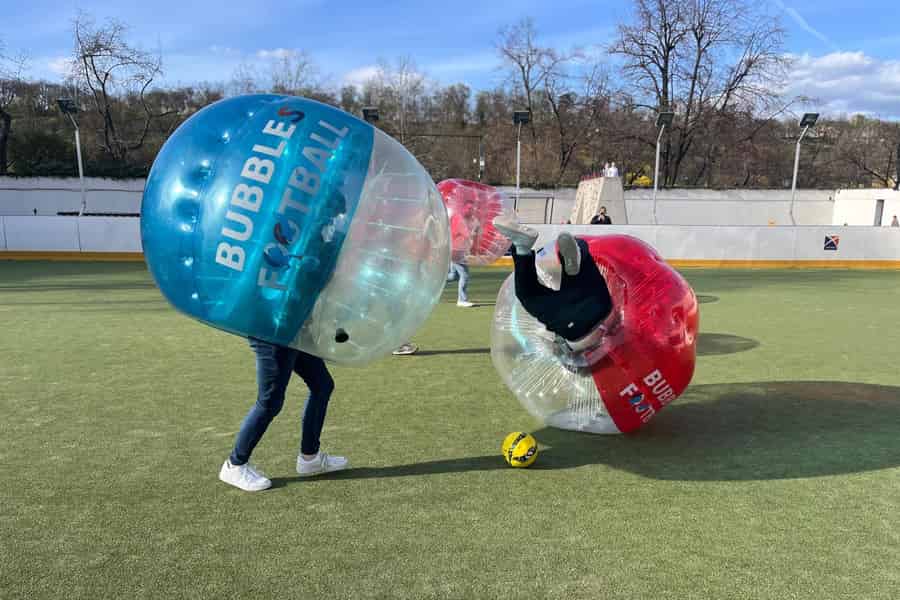 Prag: Bubbles Fußball - Zorb Fußball im Zentrum. Foto: GetYourGuide Prag: Bubbles Fußball - Zorb Fußball im Zentrum. Foto: GetYourGuide