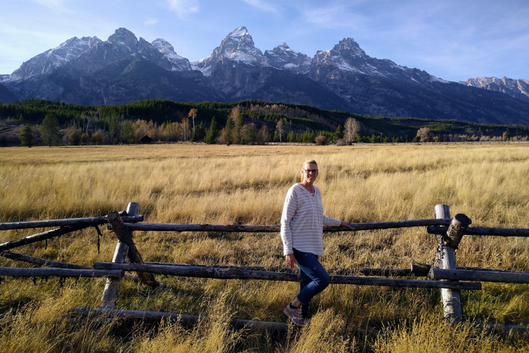 Jackson: Grand Teton & Yellowstone Private Van Tour