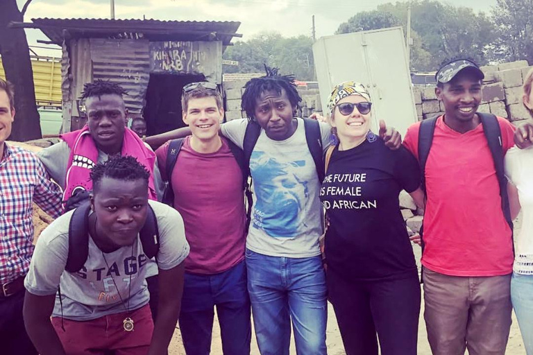 内罗毕：卡里亚科尔市场和基班达斯基美食之旅从卡伦/吉吉里出发