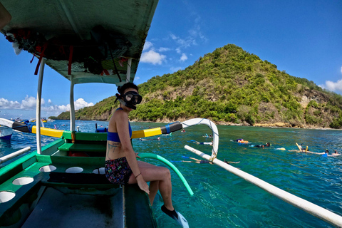 Bali : plongée avec tuba dans deux sites du Blue Lagoon, avec déjeuner et transportSnorkeling à deux sites dans le lagon bleu, rendez-vous au lieu de rendez-vous.