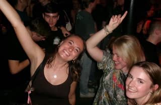 Liverpool: Geführte Party-Kneipentour, gratis Shots und Rabatte