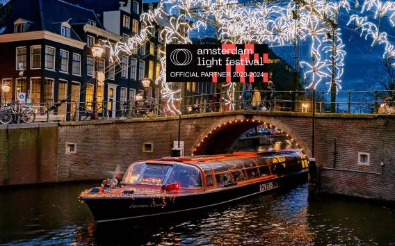 Amsterdam: Lichterfest-Kanalrundfahrt vom Hauptbahnhof