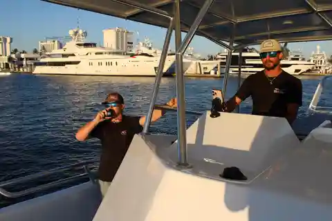 Sea Rocket Sunset & Intracoastal Cruise in Fort Lauderdale