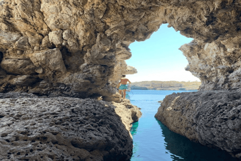 Do porto de Faliraki: Passeio de lancha rápida com mergulho com snorkel e cavernas