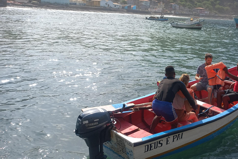 Wycieczka łodzią do jaskini Aguas Belas + grill