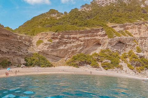Can Picafort: 2h Private Boat Tour with Swim-Snorkel & Caves Can Picafort: Private Boat Tour 2 h - Höhlen/ Beach