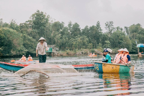 Phu Quoc: Kayak Cua Can River & Starfish Beach Tour