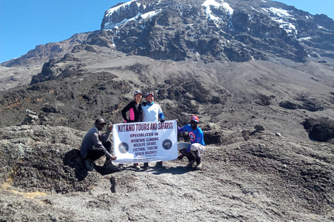 6 días Ruta Marangu Escalada al Kilimanjaro