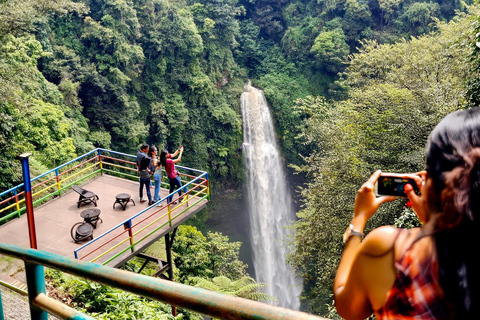 Jakarta: Bandung Waterfall, Dusun Bambu & Tea Tour From Jakarta : Private Bandung Tour