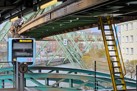 Wuppertal: Guided walking tour through Barmen