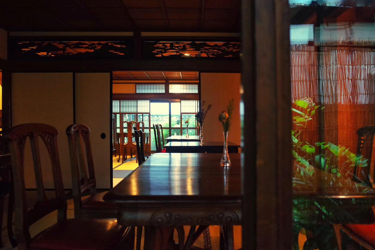 Kyoto: Japanese Calligraphy Experience in a Historic House