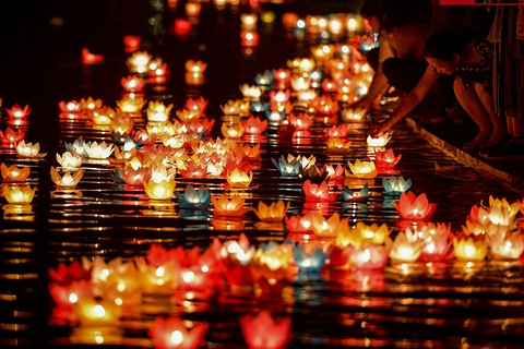 Hoi An Ancient Town: Heritage, Lanterns & River Cruise Group Tour