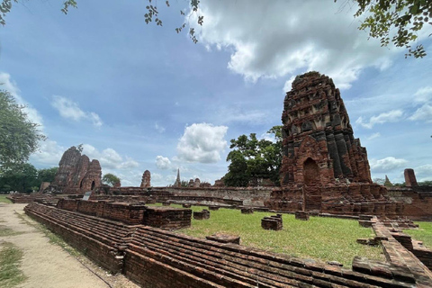 Bangkok: Ayutthaya Temples & Royal Palace Bus Tour