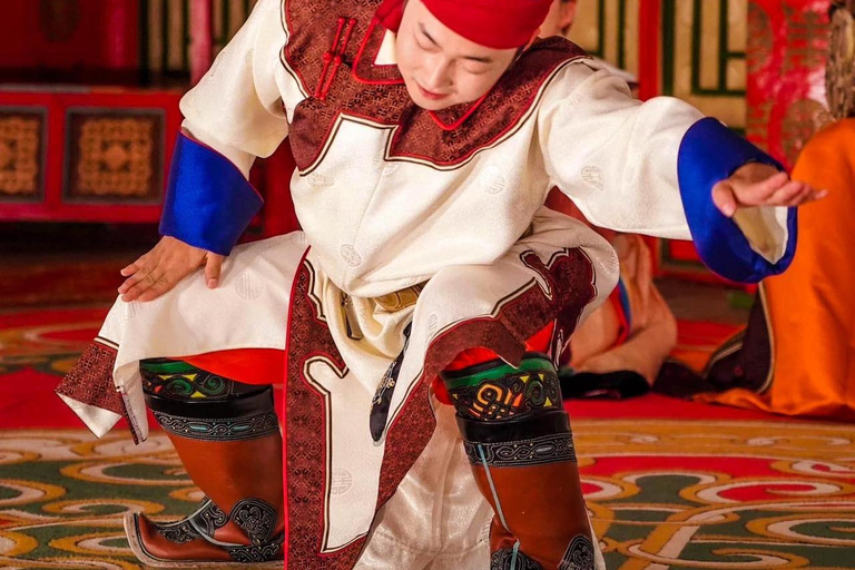 Ulaanbaatar: Traditional Mongolian Performance & night life