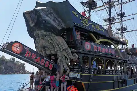 Party Boat Pirate Boat Foam Party