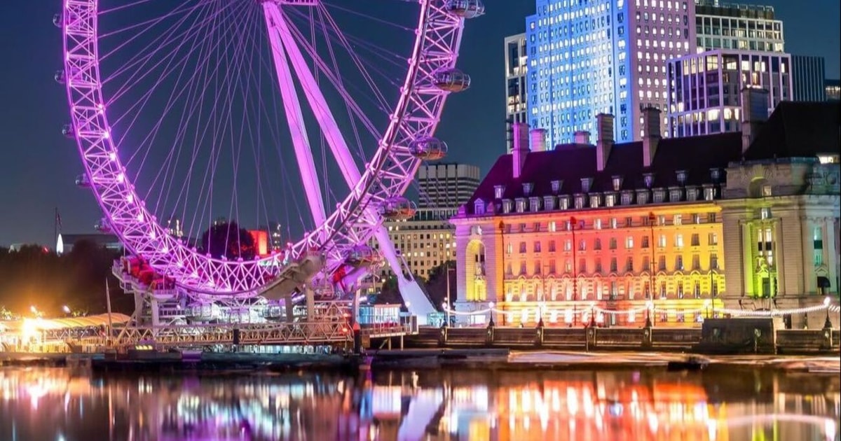 London: Explore London By Night In A VIP Private Car | GetYourGuide