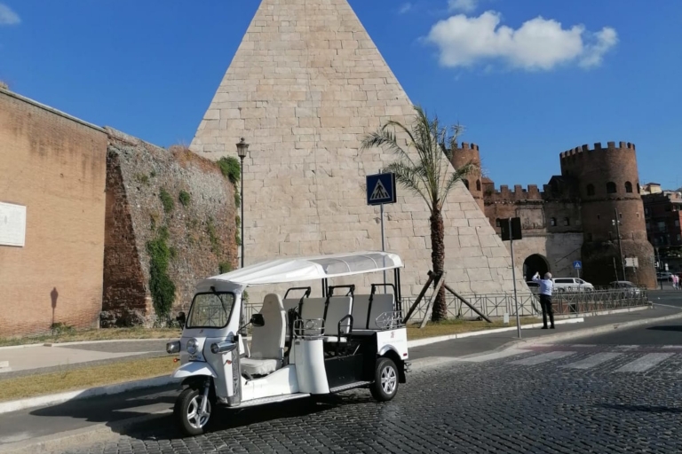 Rome: privé stadstour per elektrische tuktuk met transfer