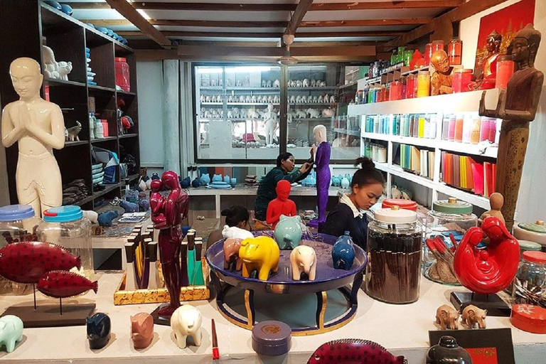 Siem Reap: 3-Hour Behind-the-Scenes Tuk-Tuk Tour Siem Reap: guided 3-hour tuk-tuk tour