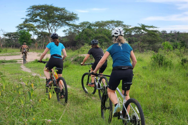 8 Days Uganda Wildlife Safari Adventure 8 Days Uganda Wildlife Safari Adventure