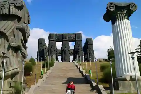 Tbilisi to Kakheti Sighnaghi & Chronicles of Georgia Group
