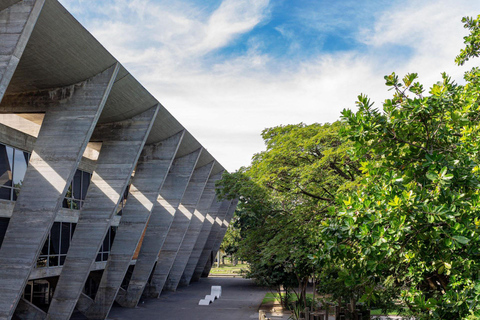 Rio de Janeiro: Modern Architecture Experience with Guide