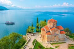 Von Tirana/Durrës/Golem nach Ohrid, Lin, Besuch von Saint Naum