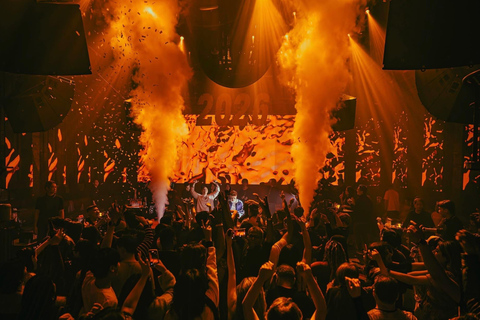 Hanoi Nightlife Bar Crawl: Music, Drinks & Good Vibes