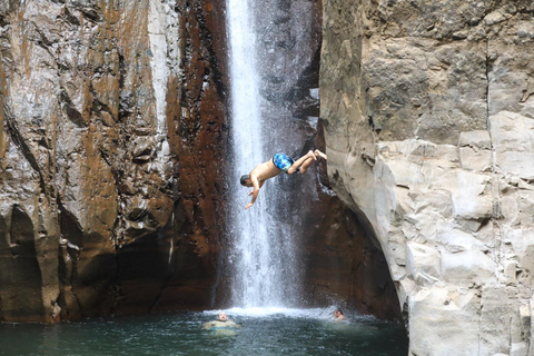 Hiking Adventure: Tamanique Waterfalls
