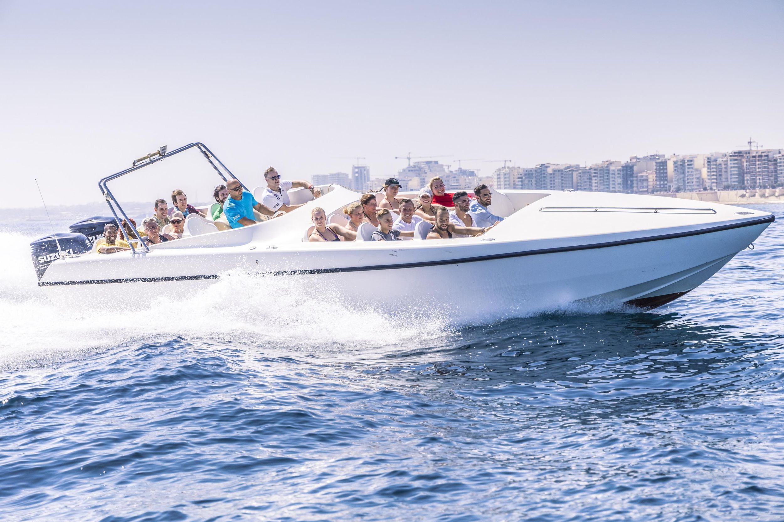 St. Julian's: Powerboat Comino Blaue Lagune