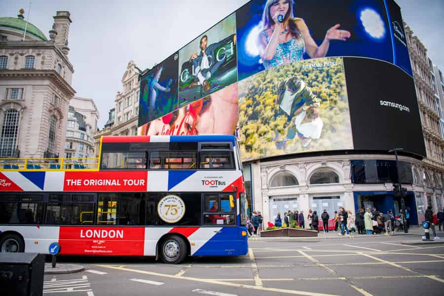 London: Open-Top-Bustour für Kinder. Foto: GetYourGuide London: Open-Top-Bustour für Kinder. Foto: GetYourGuide