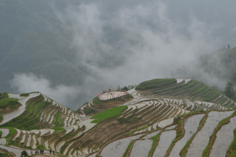 Guilin: Longji Rice Terraces Day Tour with Village Walks