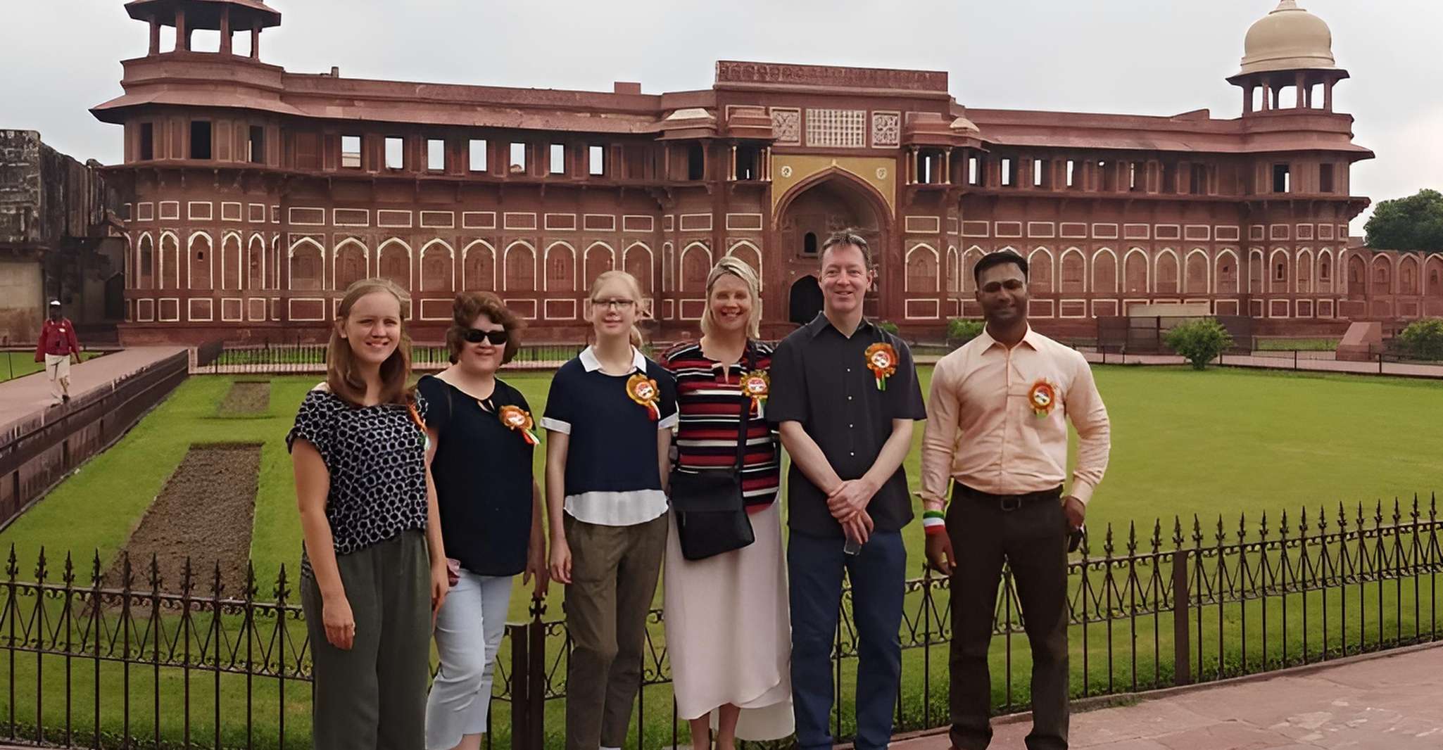 Am selben Tag Agra & Mathura Vrindavan Privatreise mit dem Auto - Hizvo