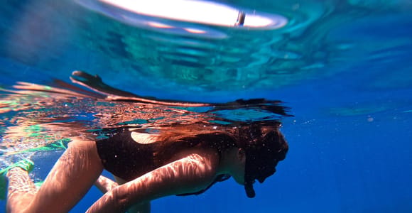 Paros: Snorkeling Boat Trip with Scuba Divers